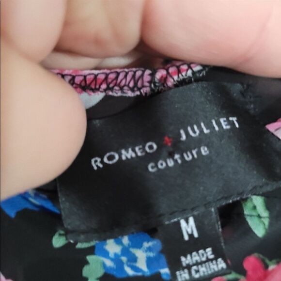 Romeo & Juliette Couture Floral Romper Dress Size M - Picture 7 of 7